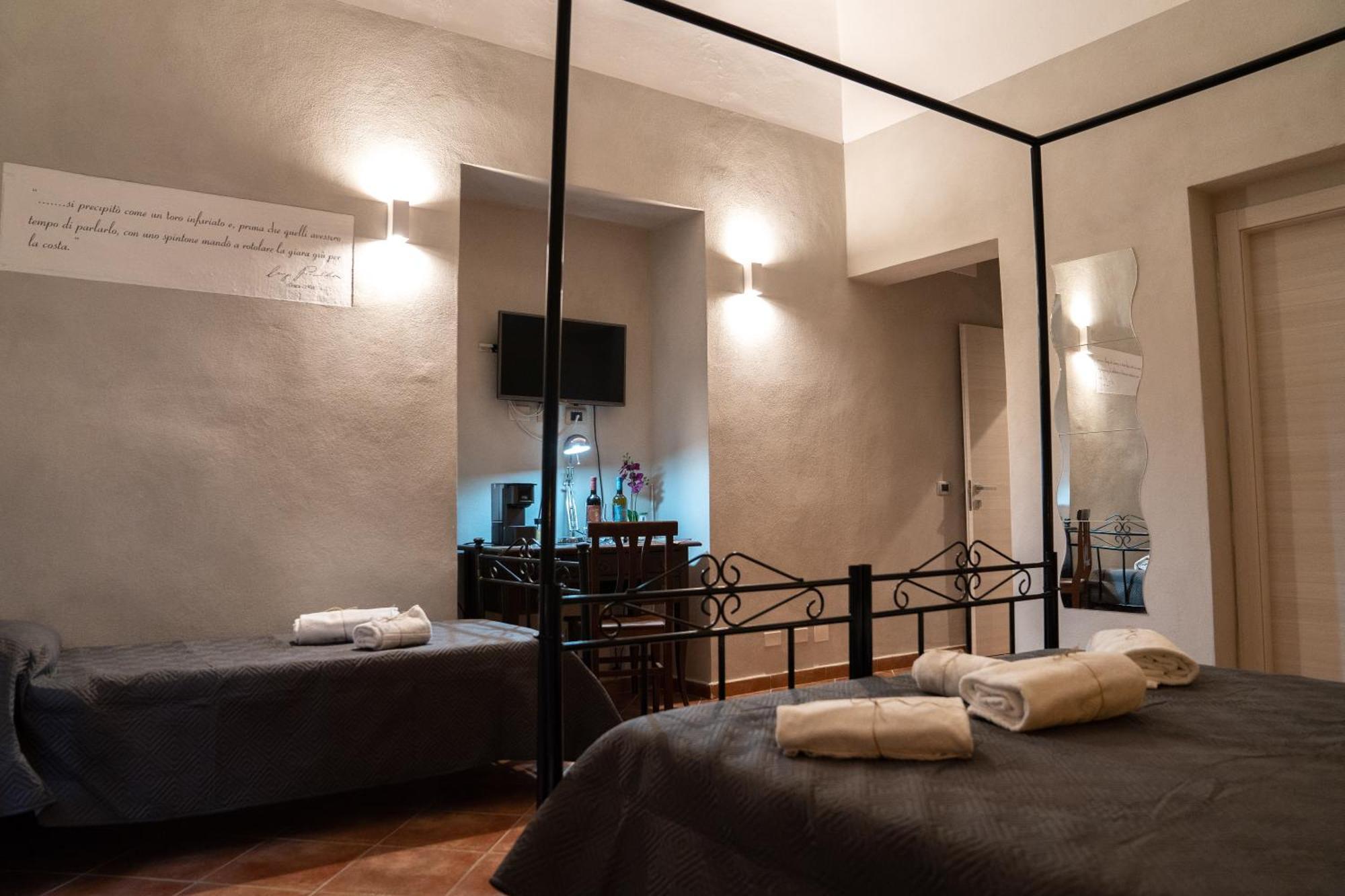 Villa Pirandello Agrigento Bagian luar foto